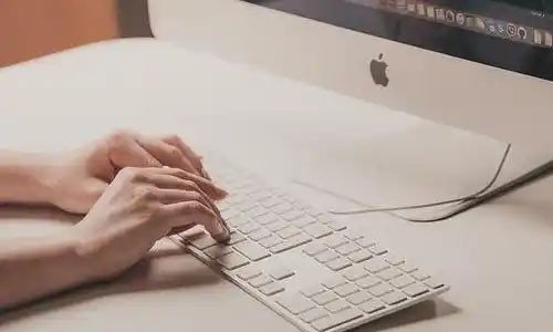 如何提升多用戶網(wǎng)上商城系統(tǒng)的用戶體驗和購買轉化率？